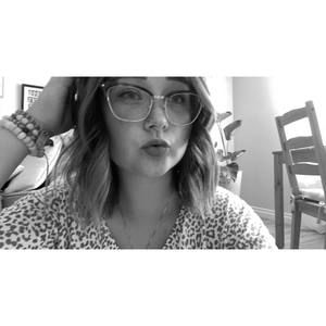 Meet your Posher, Dayna